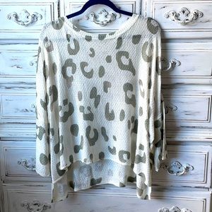 POL (boutique brand) lightweight sweater